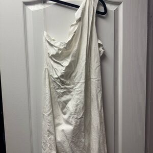 Elegant White One-Shoulder Dress